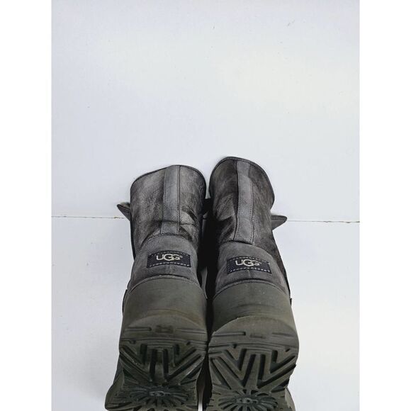 UGG Women 7 Winter Boot - Picture 3 of 10